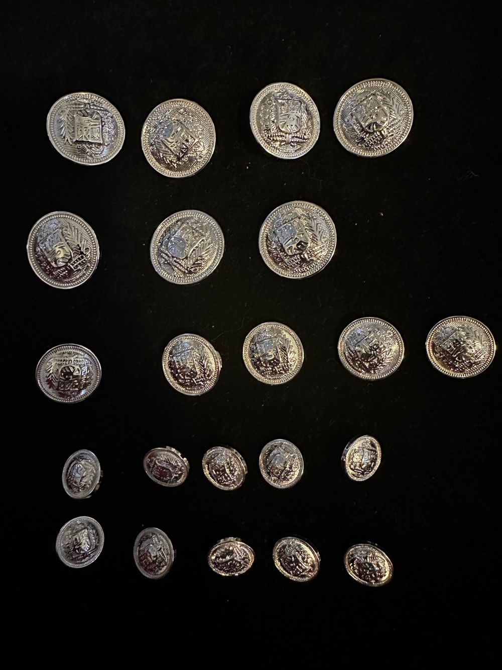 22 Pieces Black Gold Metal Silver Button Set 15mm 20mm 25mm